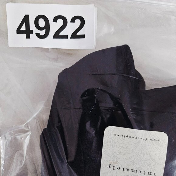 Free People - Intimately Clean Lines Long Sleeve Top - Black - M/L - RRP £40 - Picture 5 of 8